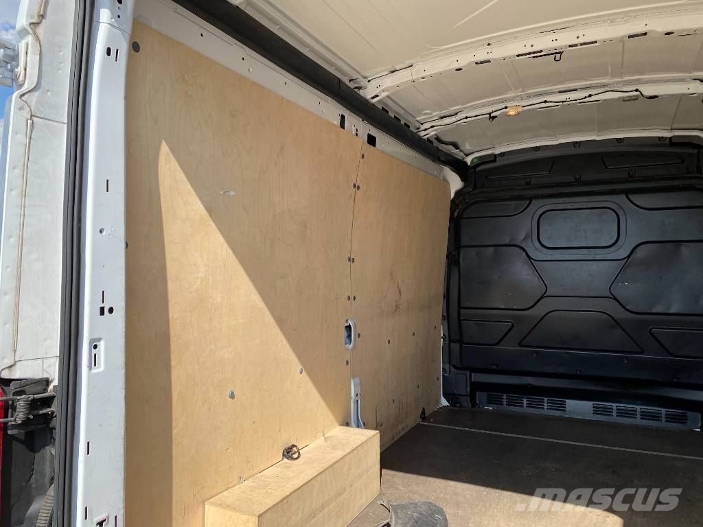 Ford e-Transit Zéros Emission endommagé Furgons
