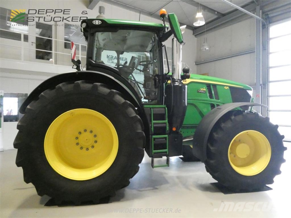 John Deere 6R 250 Další