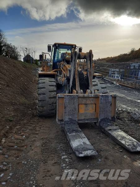 CAT 988 G Radlader