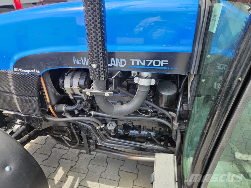 New Holland TN 70 F Tractores