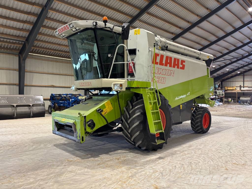 CLAAS Lexion 430 + Skärbord C 600 Mähdrescher