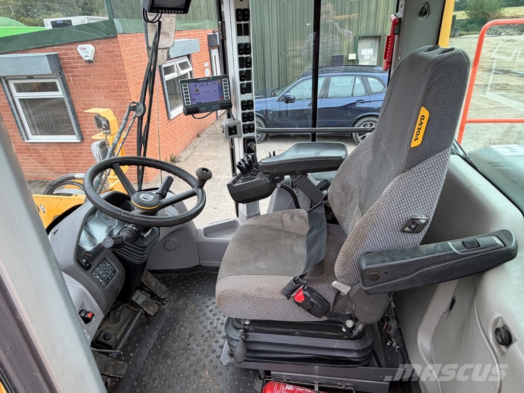 Volvo L110H Wheel loaders