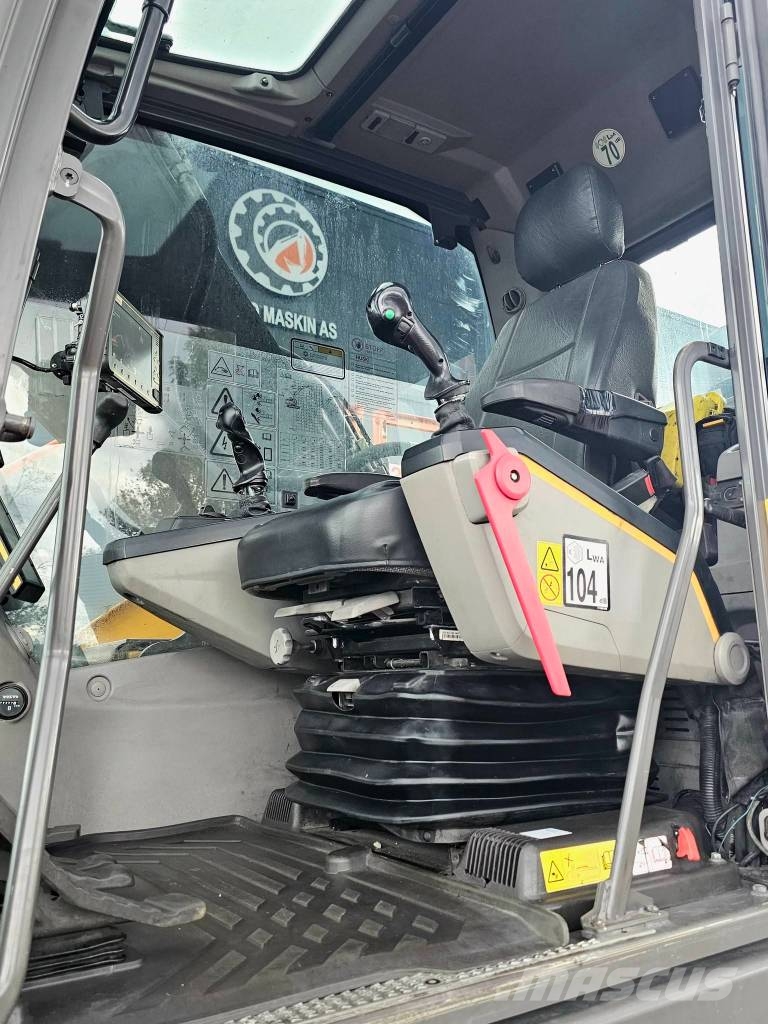 Volvo EC 300 EL حفارات زحافة