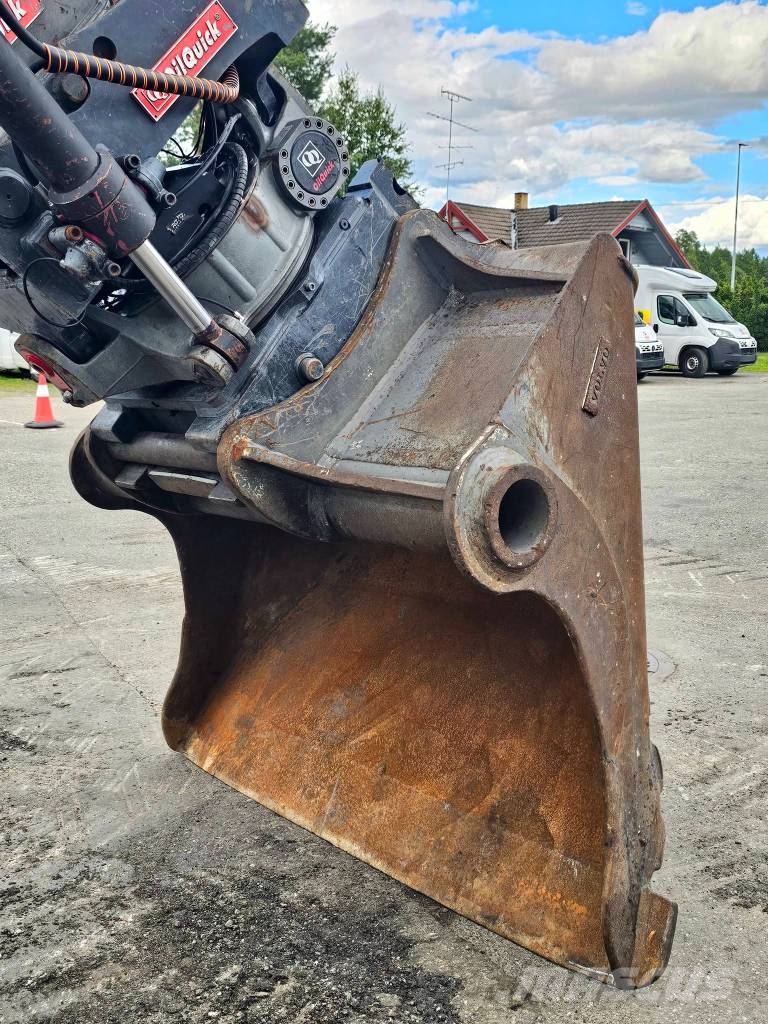 Volvo EC 300 EL حفارات زحافة