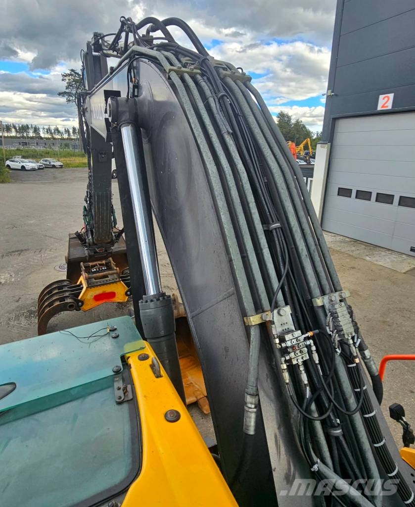 Volvo EC 300 EL حفارات زحافة