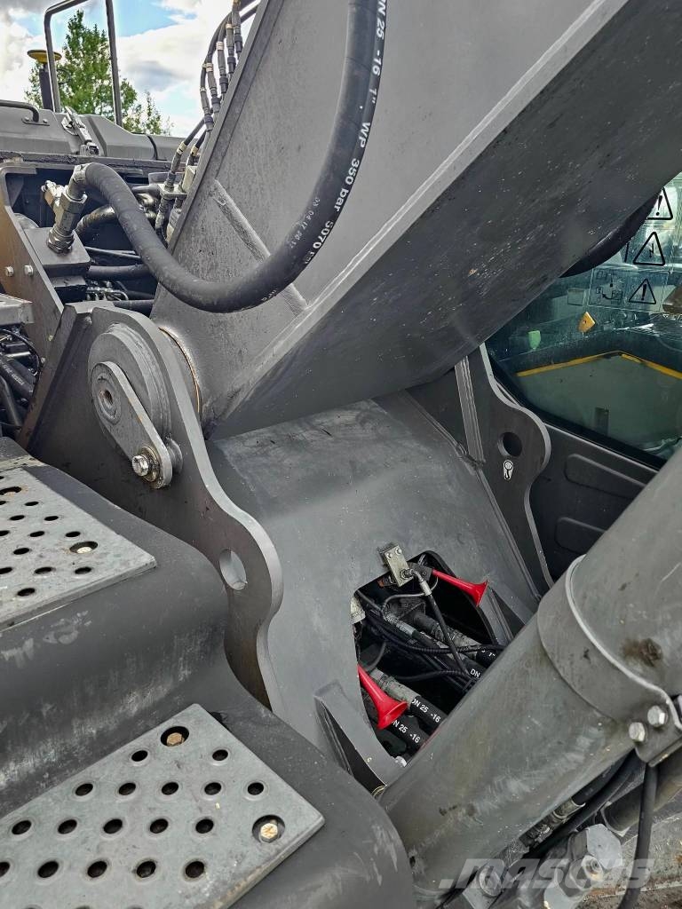 Volvo EC 300 EL حفارات زحافة