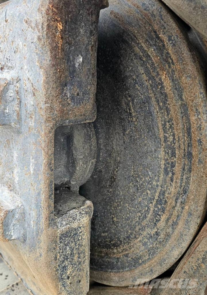Volvo EC 300 EL حفارات زحافة