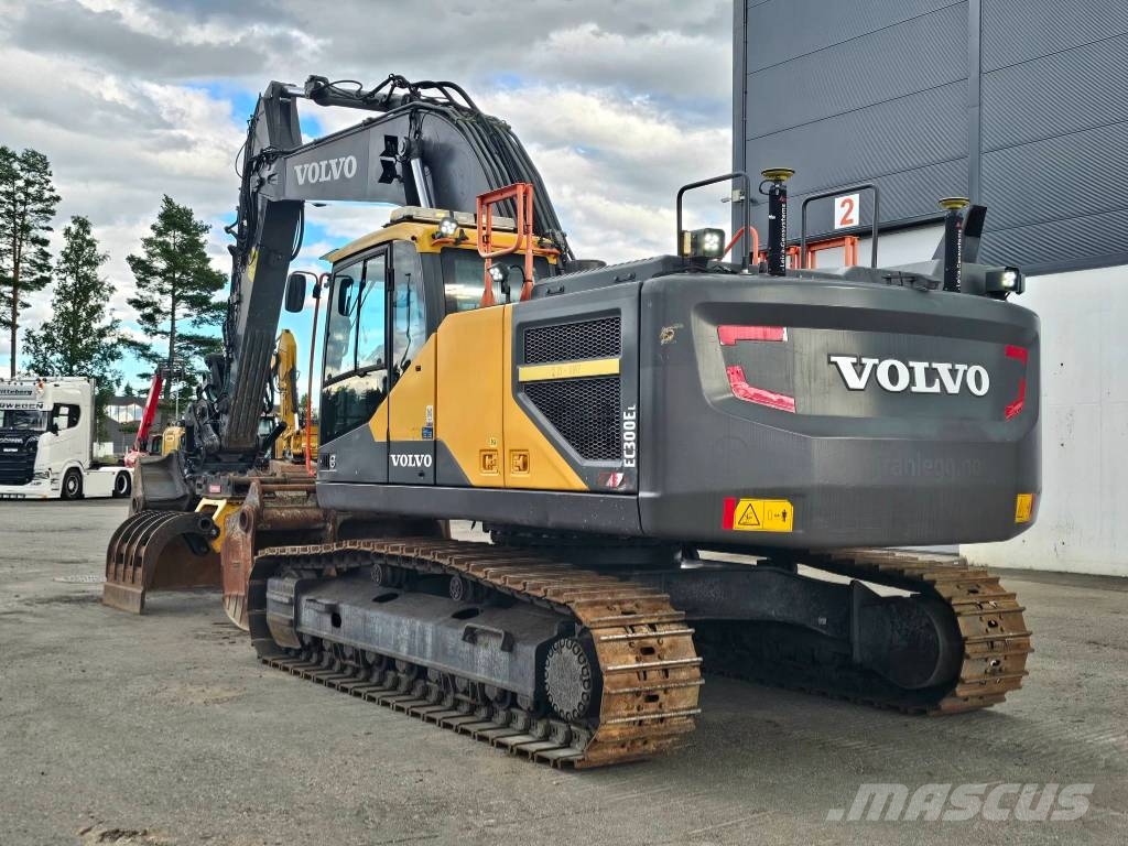 Volvo EC 300 EL حفارات زحافة