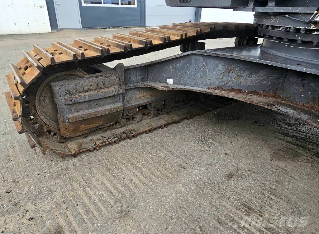 Volvo EC 300 EL حفارات زحافة