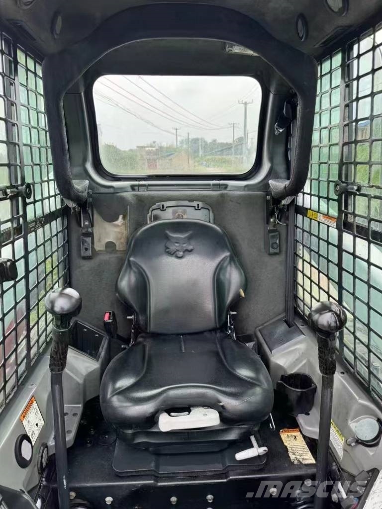 Bobcat S 630 스키드로더