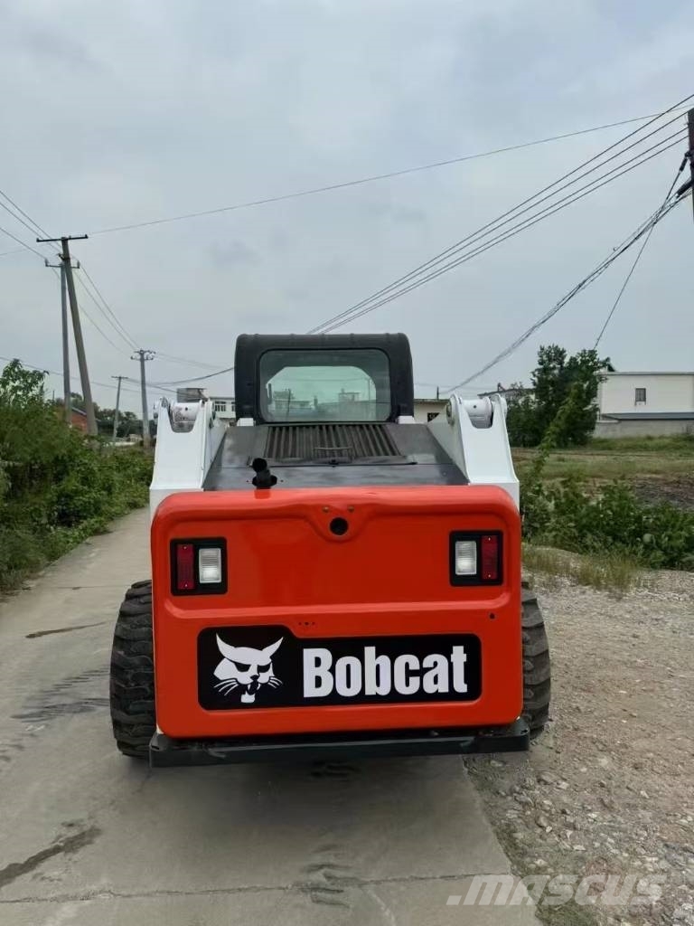 Bobcat S 630 스키드로더