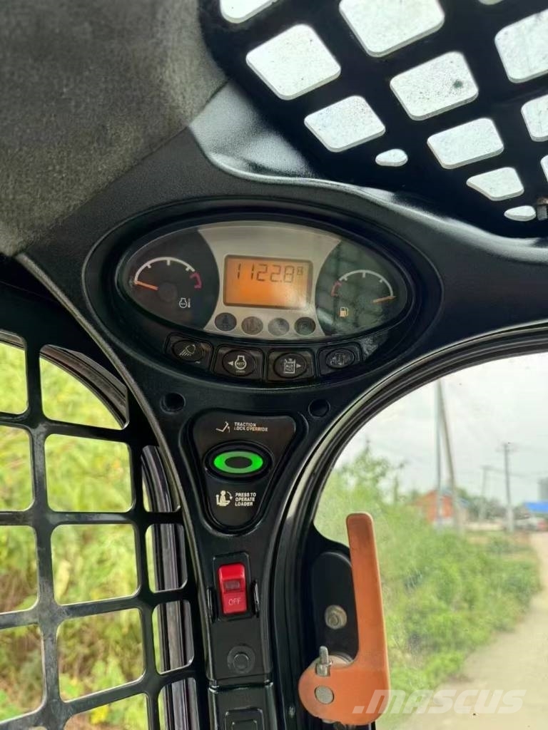 Bobcat S 630 스키드로더