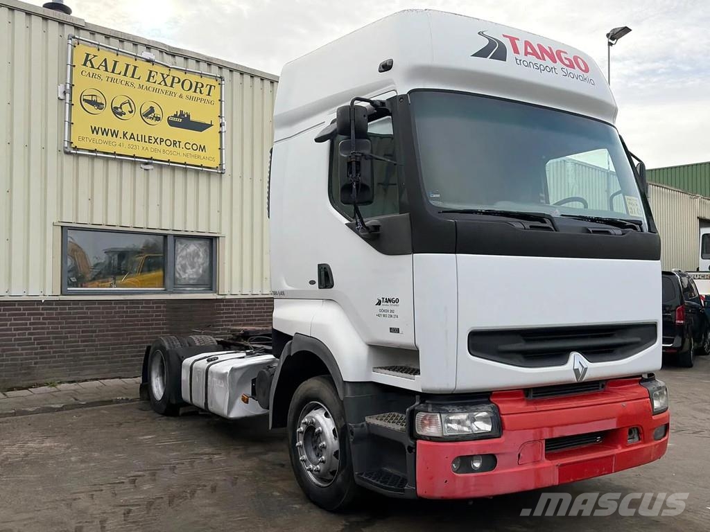 Renault Premium 400 Tractor - Manual Gearbox - Sleeping Ca Vetopöytäautot