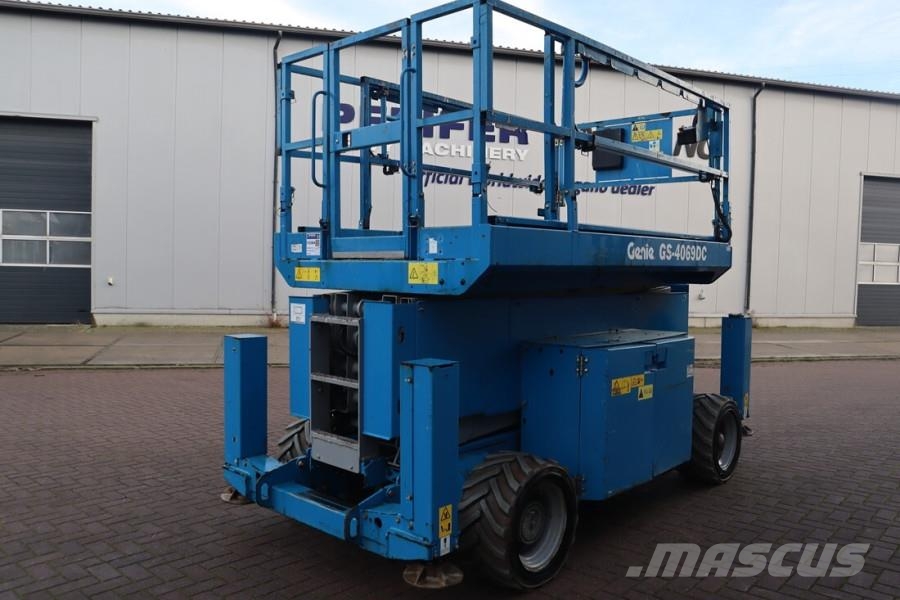 Genie GS4069DC Electric, 14m Working Height, 363kg Capac Scissor lifts
