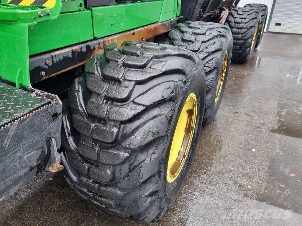 John Deere 1210 G Kuormatraktorit