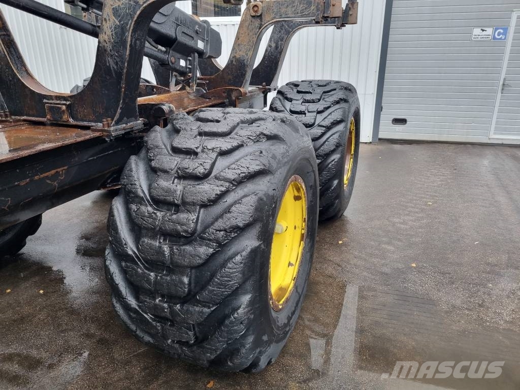 John Deere 1210 G Kuormatraktorit