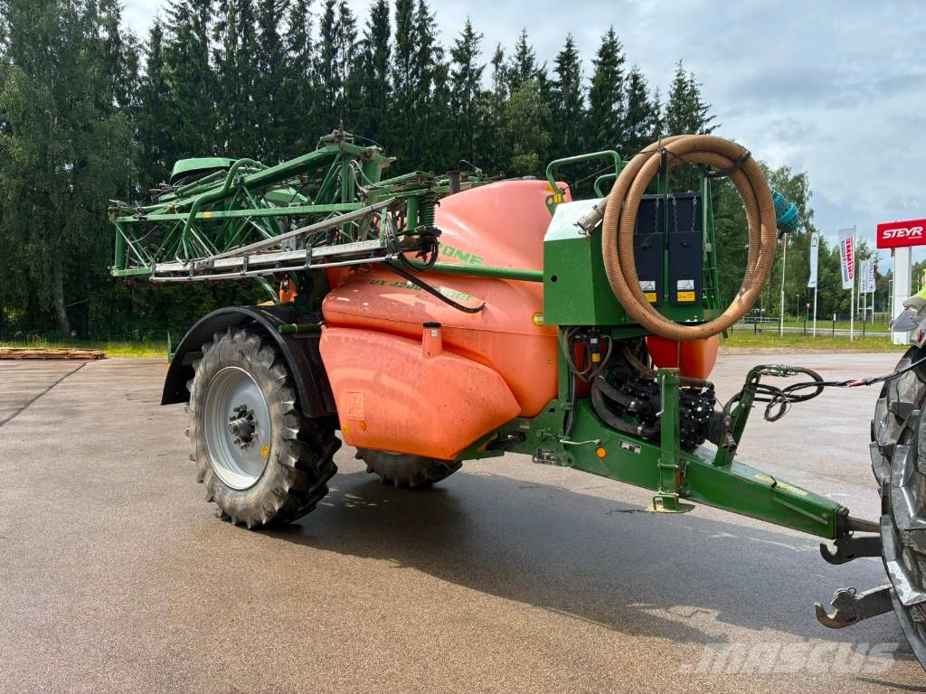 Amazone UX 4200 Super Piekabināmie smidzinātāji(miglotāji)