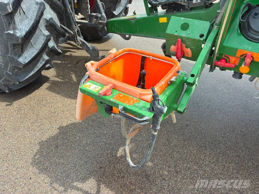 Amazone UX 4200 Super Piekabināmie smidzinātāji(miglotāji)