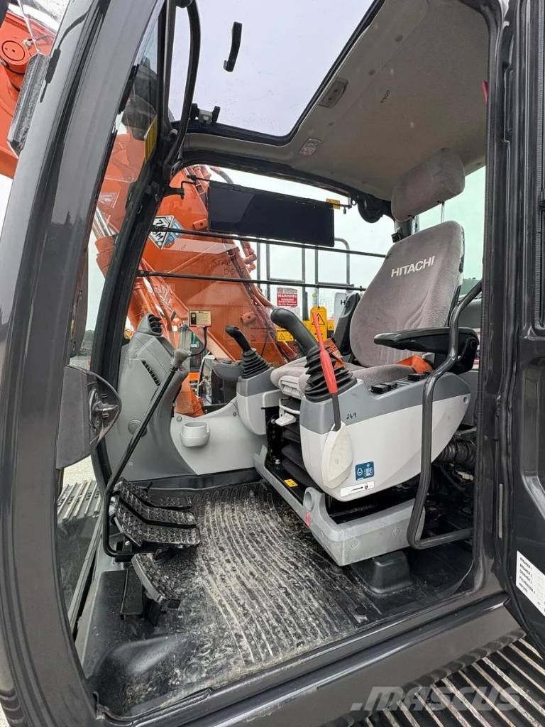Hitachi ZX130 LCN-6 حفارات زحافة