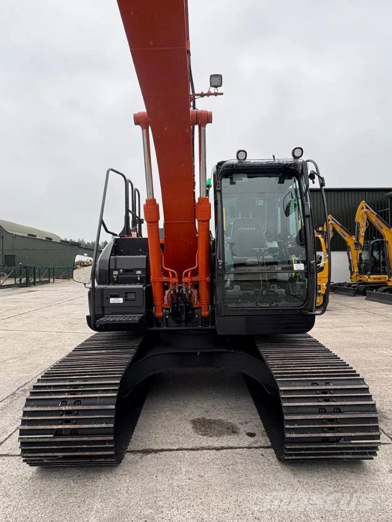 Hitachi ZX130 LCN-6 حفارات زحافة