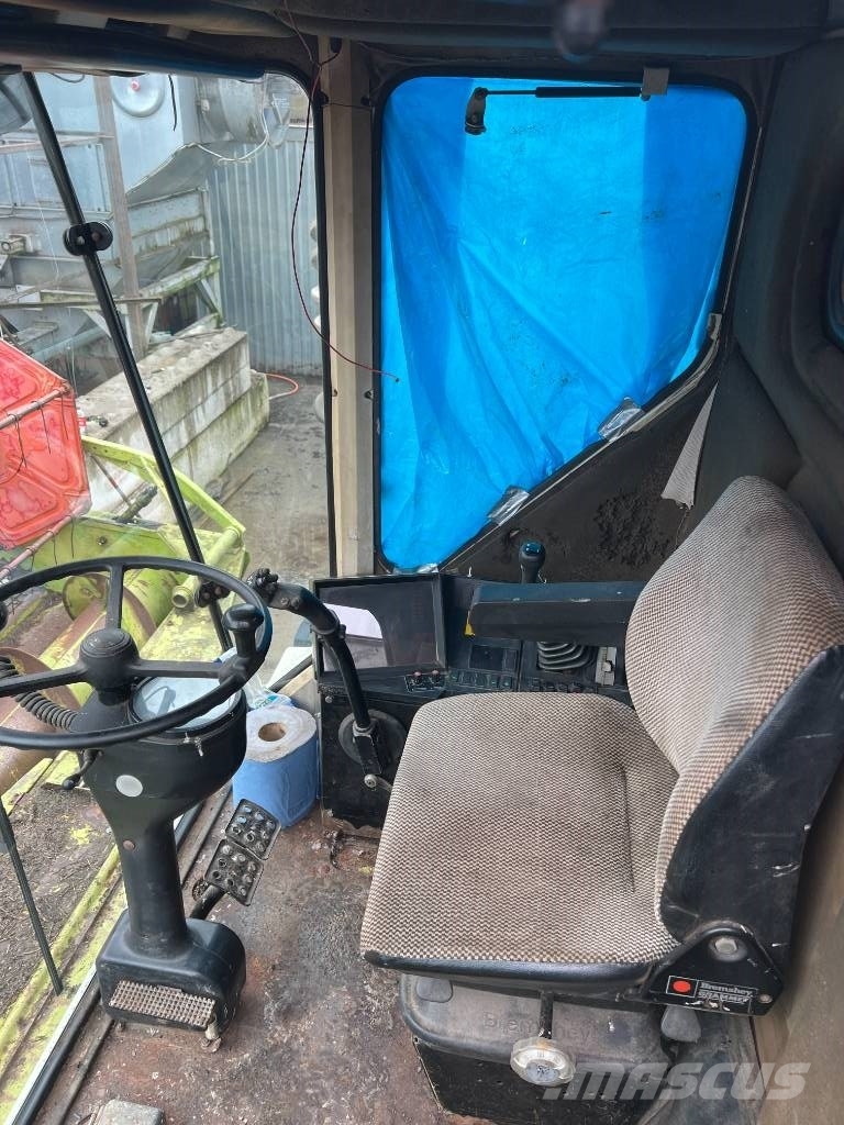 CLAAS Commandor 114 CS Combine harvesters