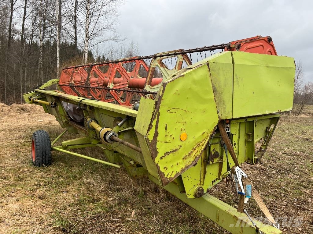 CLAAS Commandor 114 CS Combine harvesters