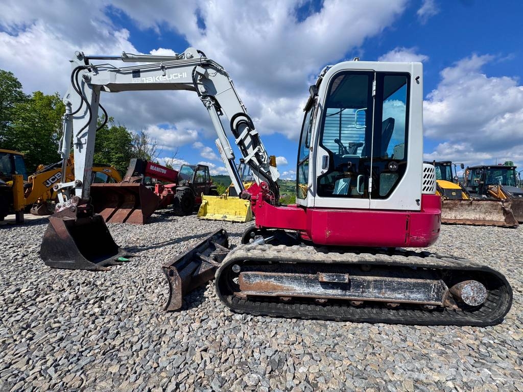 Takeuchi TB 180 FR Midikaivukoneet 7t - 12t