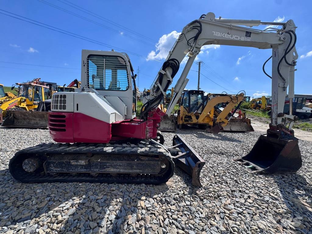 Takeuchi TB 180 FR Midikaivukoneet 7t - 12t