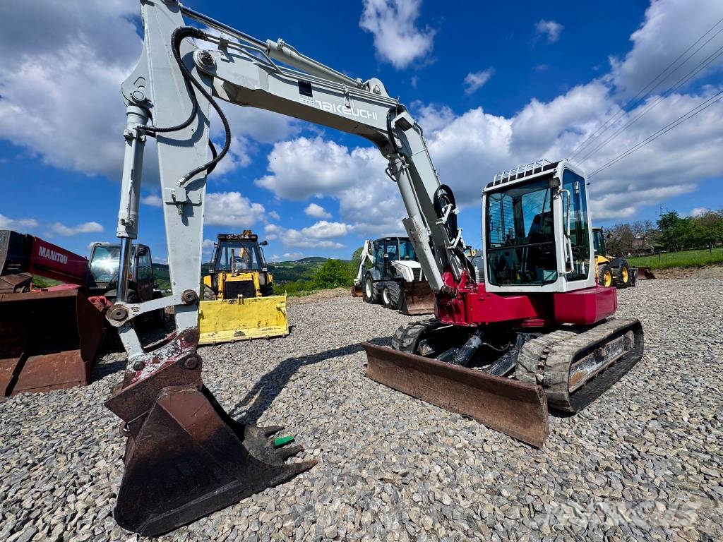 Takeuchi TB 180 FR Midikaivukoneet 7t - 12t