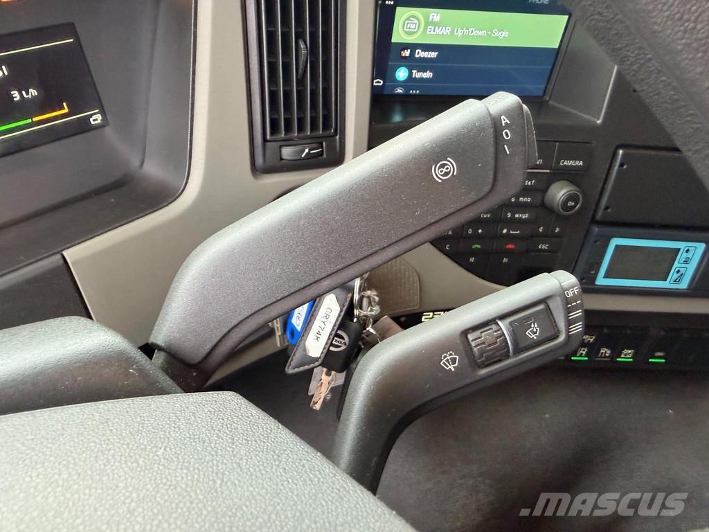 Volvo FM330 4x2 CARRIER UT800 + PRINTER Caminhões com temperatura controlada