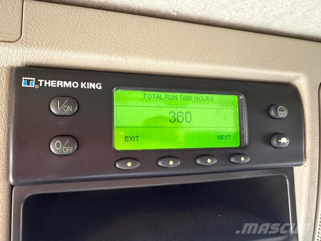 Volvo FM330 4x2 CARRIER UT800 + PRINTER Caminhões com temperatura controlada