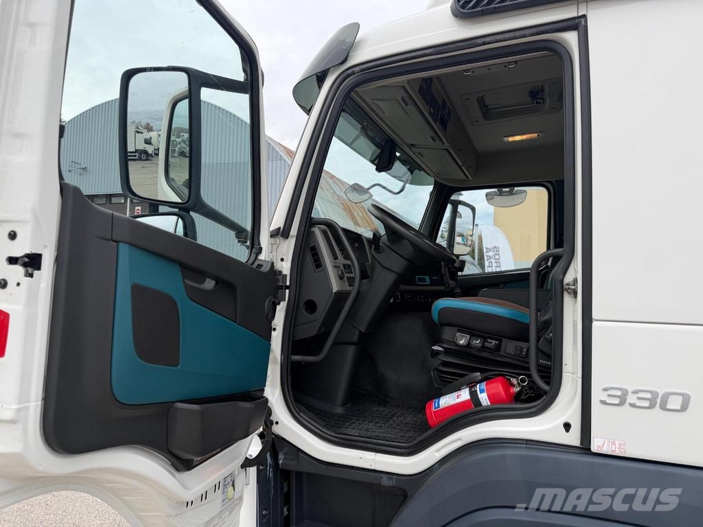 Volvo FM330 4x2 CARRIER UT800 + PRINTER Caminhões com temperatura controlada
