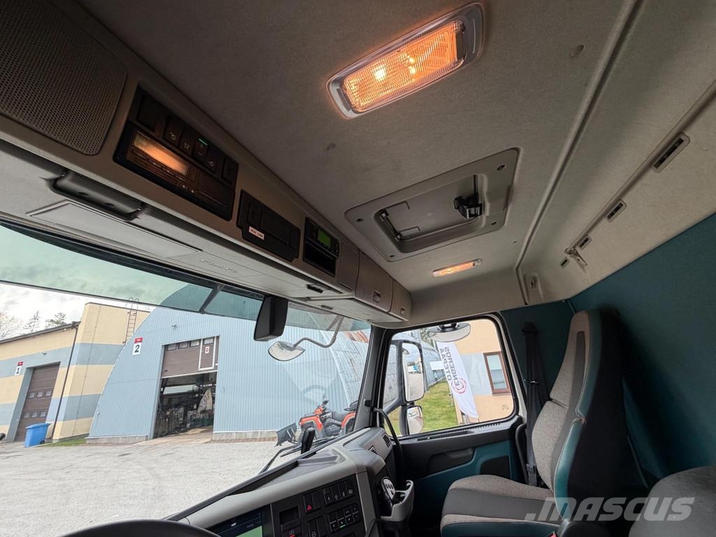 Volvo FM330 4x2 CARRIER UT800 + PRINTER Caminhões com temperatura controlada