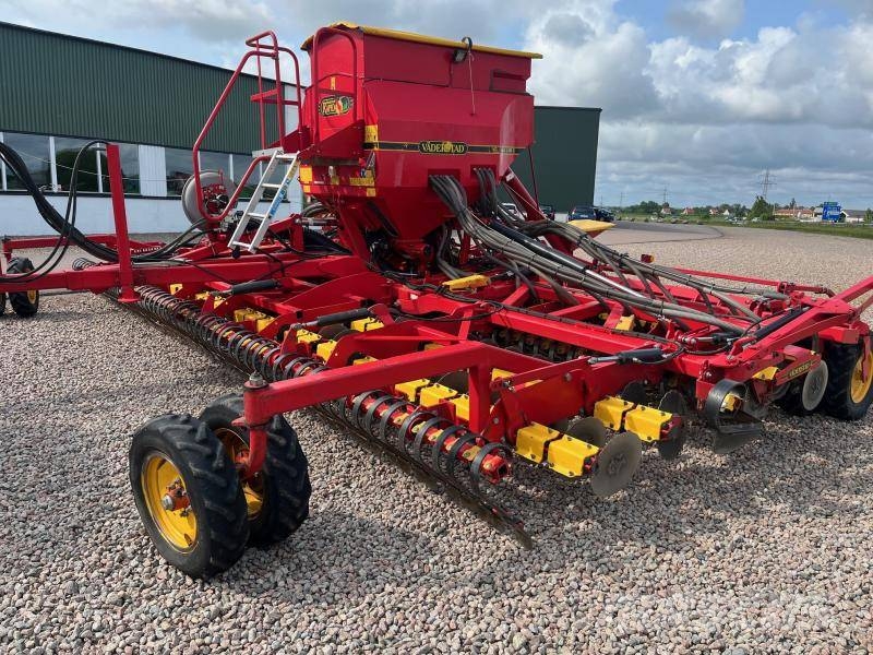 Väderstad Rapid A800S Perforatoare