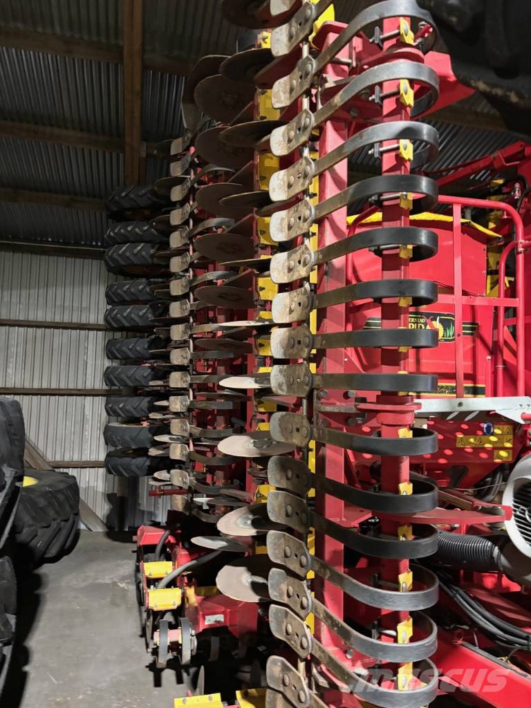 Väderstad Rapid A800S Perforatoare