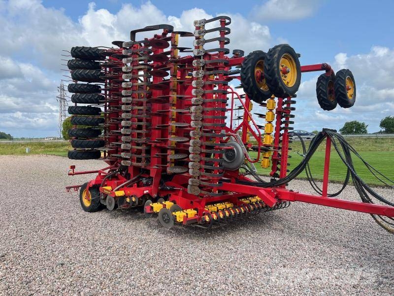 Väderstad Rapid A800S Perforatoare