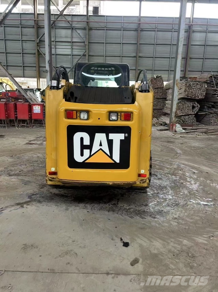 CAT 246 C Φορτωτάκια