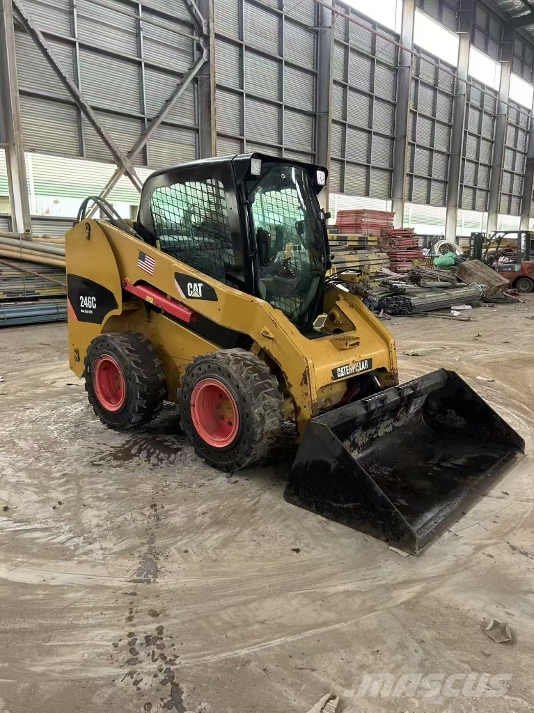CAT 246 C Φορτωτάκια
