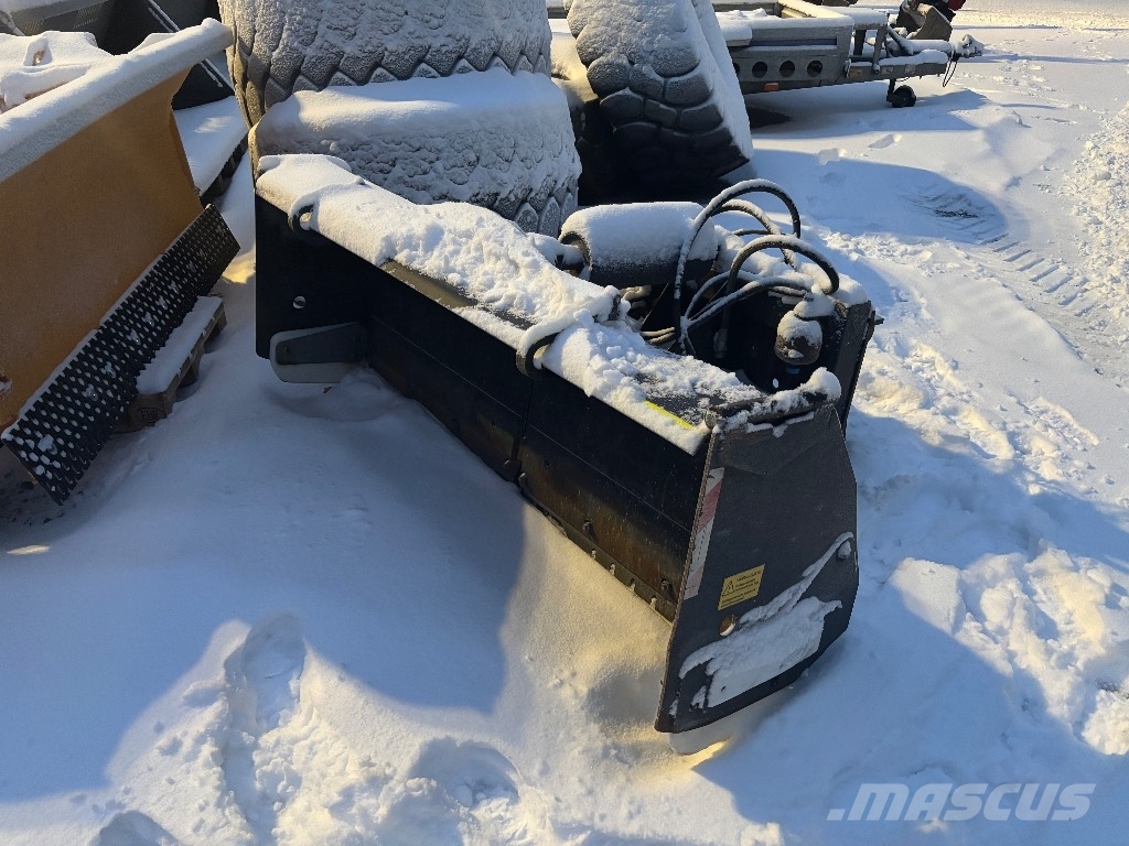 Wille 655 / Myyty, Sold Tractoare compacte