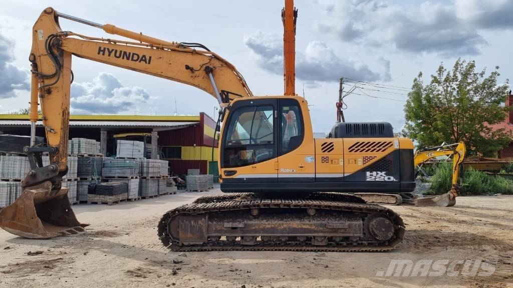 Hyundai 220 LC Escavadeiras de esteiras