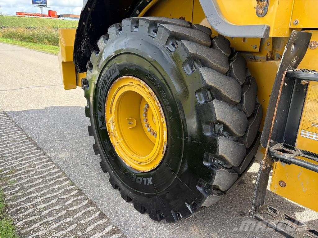 CAT 950M Wielladers