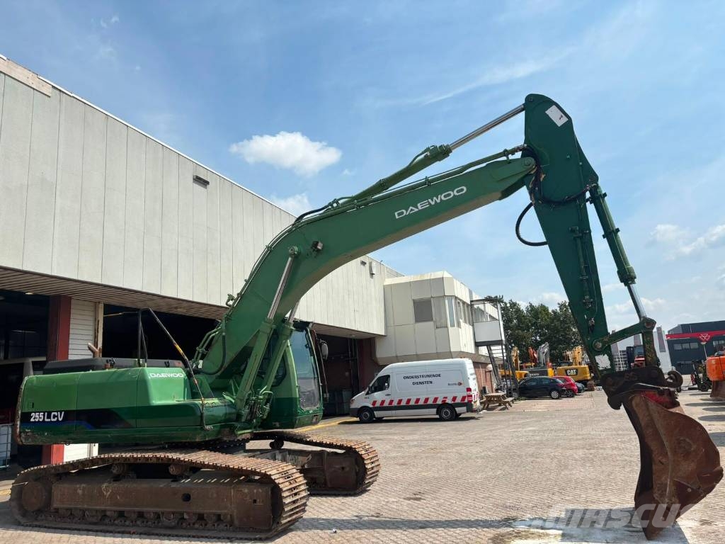 Daewoo Doosan Solar 255 LC V Raupenbagger
