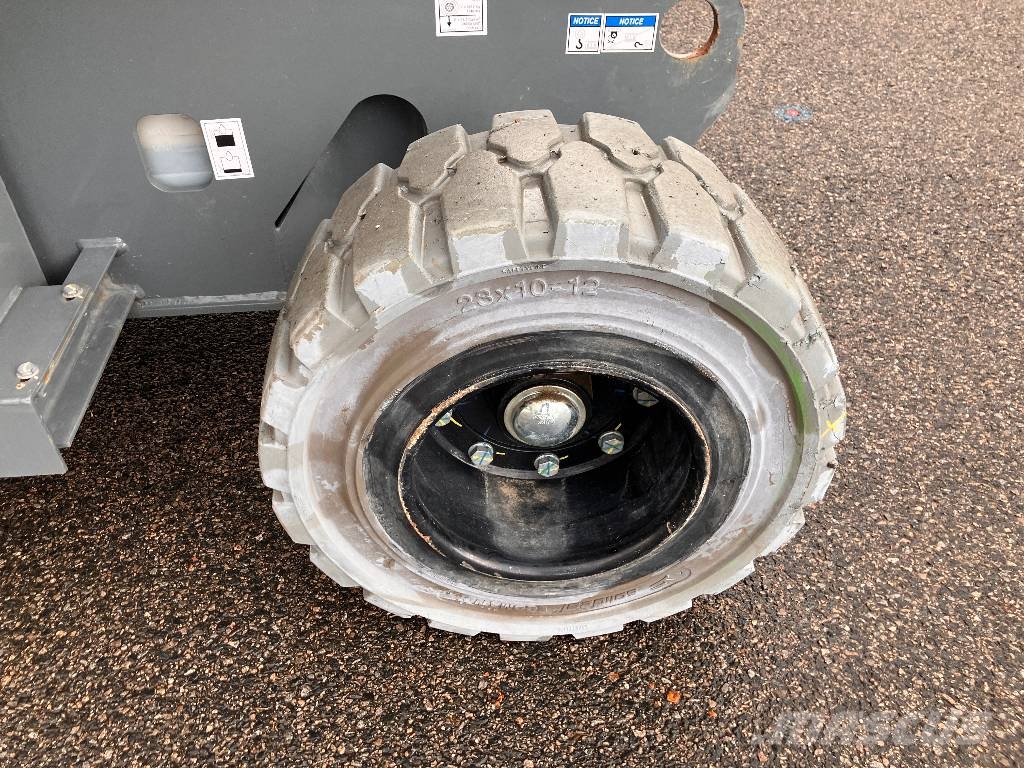 HAULOTTE HA15 IP - NEW BATTERIES 2 NEW WHEELS Körüklü personel platformları