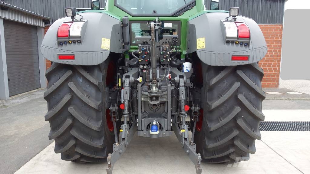 Fendt 939 Vario S4 Profi Plus Tractors