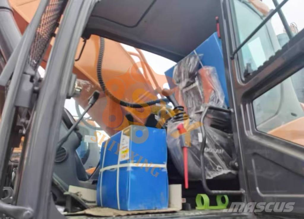 Doosan DX 360 Crawler excavators