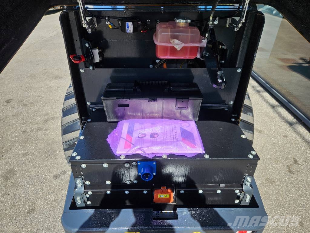 Schäffer 24e Mini utovarivači
