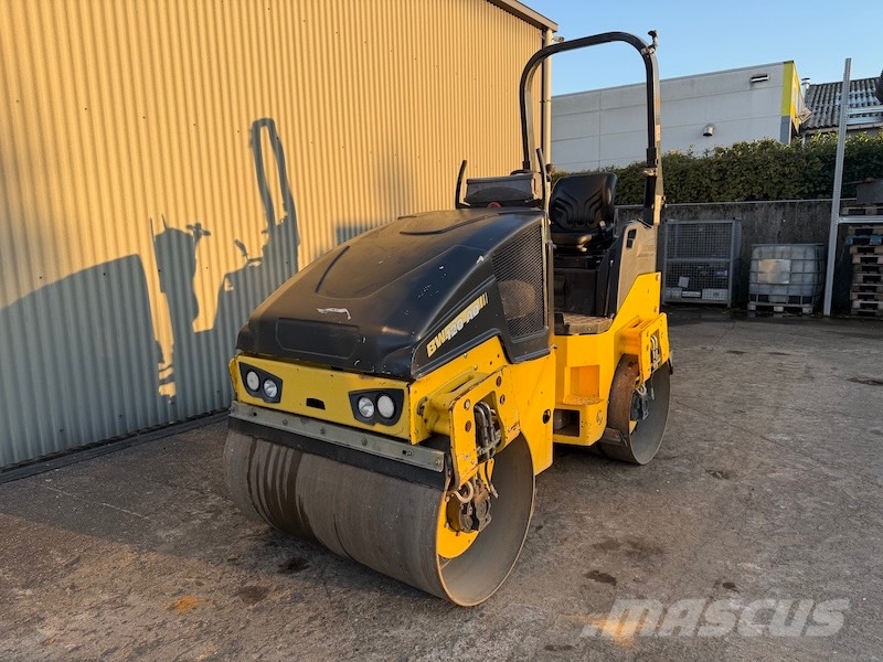Bomag BW 120 AD-5 مداحل ثنائية الاسطوانة