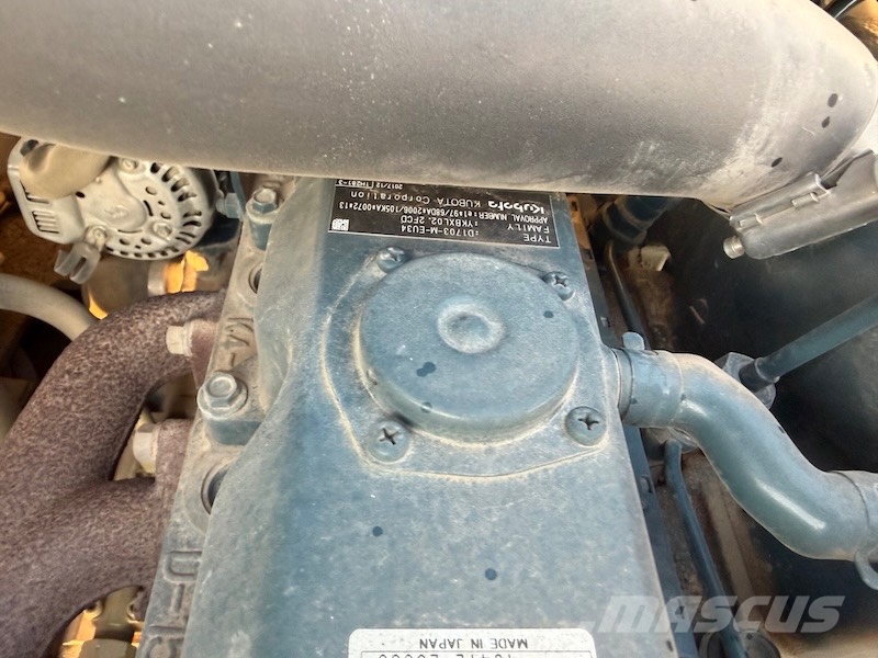 Bomag BW 120 AD-5 مداحل ثنائية الاسطوانة