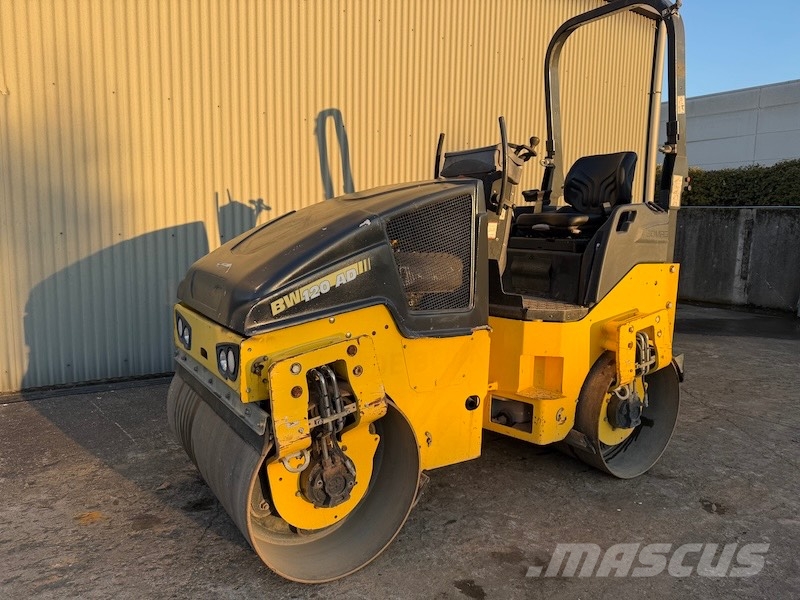 Bomag BW 120 AD-5 مداحل ثنائية الاسطوانة