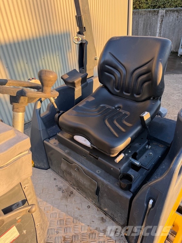 Bomag BW 120 AD-5 مداحل ثنائية الاسطوانة